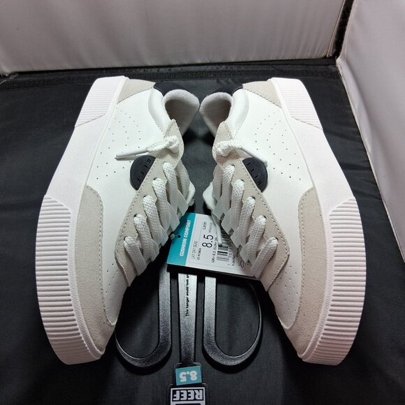 REEF LAY DAY SEAS Women’s White/Black Lese Size 8.5 CJ5181 New in Box - Picture 3 of 8